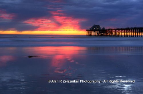 _MG_6258_59_60_tonemapped_pier_sunset_72_dpi_900x573