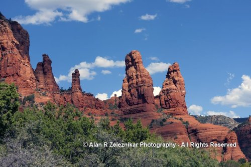 _MG_9094_Sedona_Nuns_Holy_Cross_Chapel_72_dpi_900x600