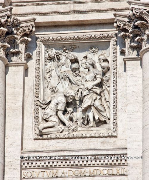 _MG_0911_Trevi_Fountain_Bas_Relief_Virgin_72_dpi
